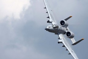 开云网站-出发弹跳高度与成绩呈正相关，决定弹跳高度的因素